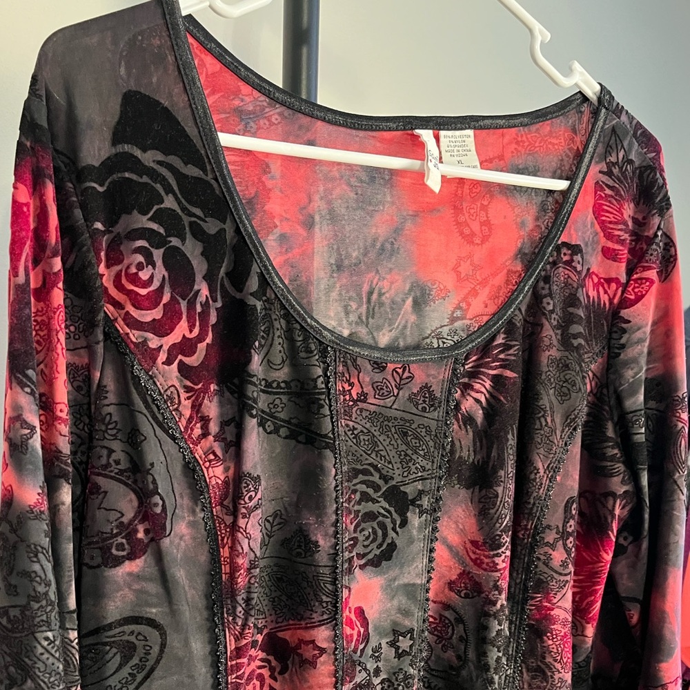 Sami & Jo Y2K Top Black Red Flocked Velvet Floral Scoop Neck Tie Dye Stretch XL - Picture 2 of 6